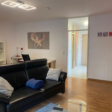 Zwei Zimmer Appartment Mit Balkon Und Stellplatz Voll Moebliert Trier Exterior photo