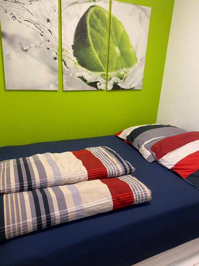 Zwei Zimmer Appartment Mit Balkon Und Stellplatz Voll Moebliert Trier Exterior photo